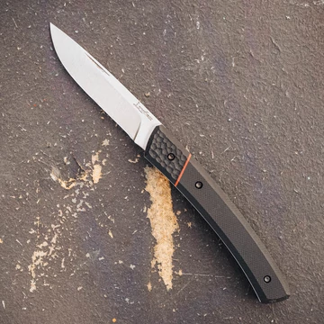 lovasz-cavalier-bicska-piros-fiber-1