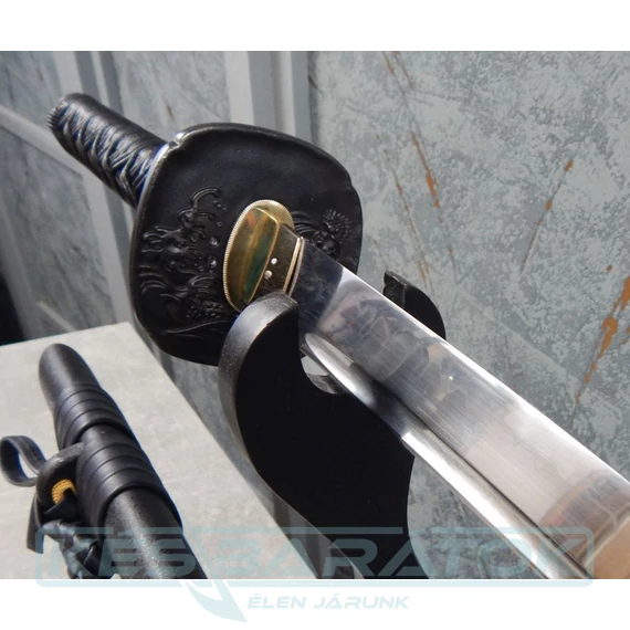 kojiro-wather-dragon-katana-leather-5