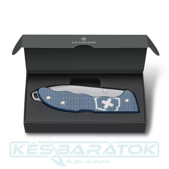 victorinox-swiss-army-evoke-zsebkes-alox-limited-edition-2026-glacial-blue-5