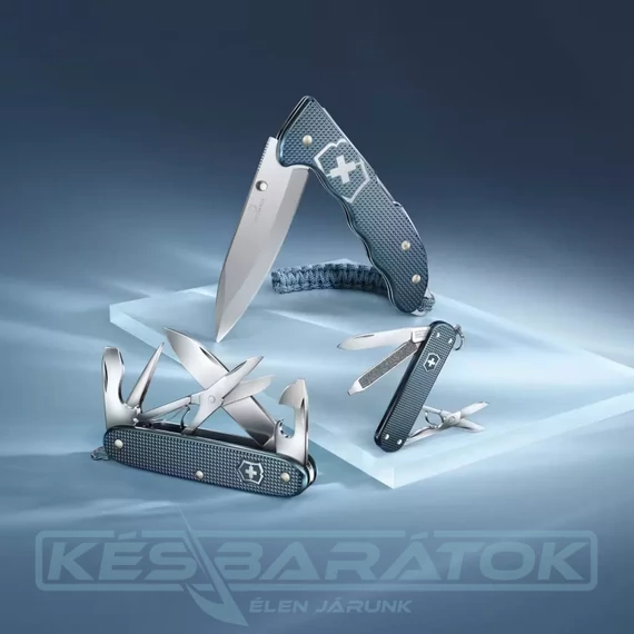 victorinox-swiss-army-evoke-zsebkes-alox-limited-edition-2026-glacial-blue-9